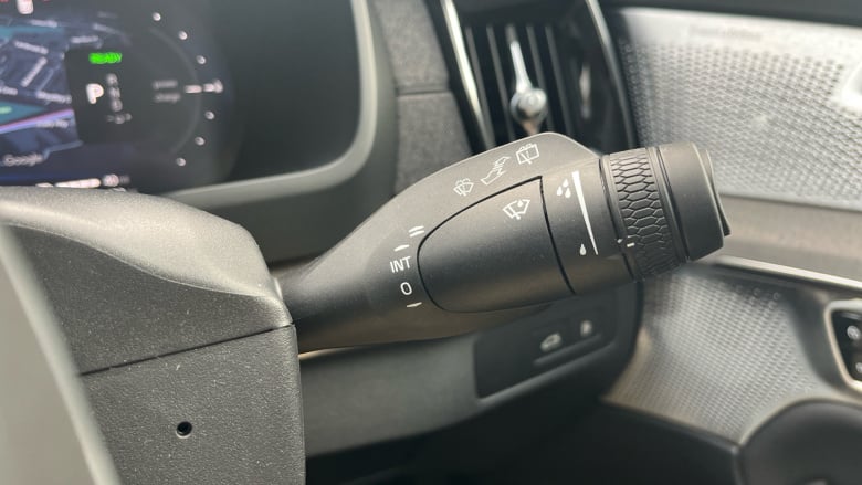 Volvo XC90 2.0 T8 PHEV Ultra Dark 5dr AWD Geartronic Estate